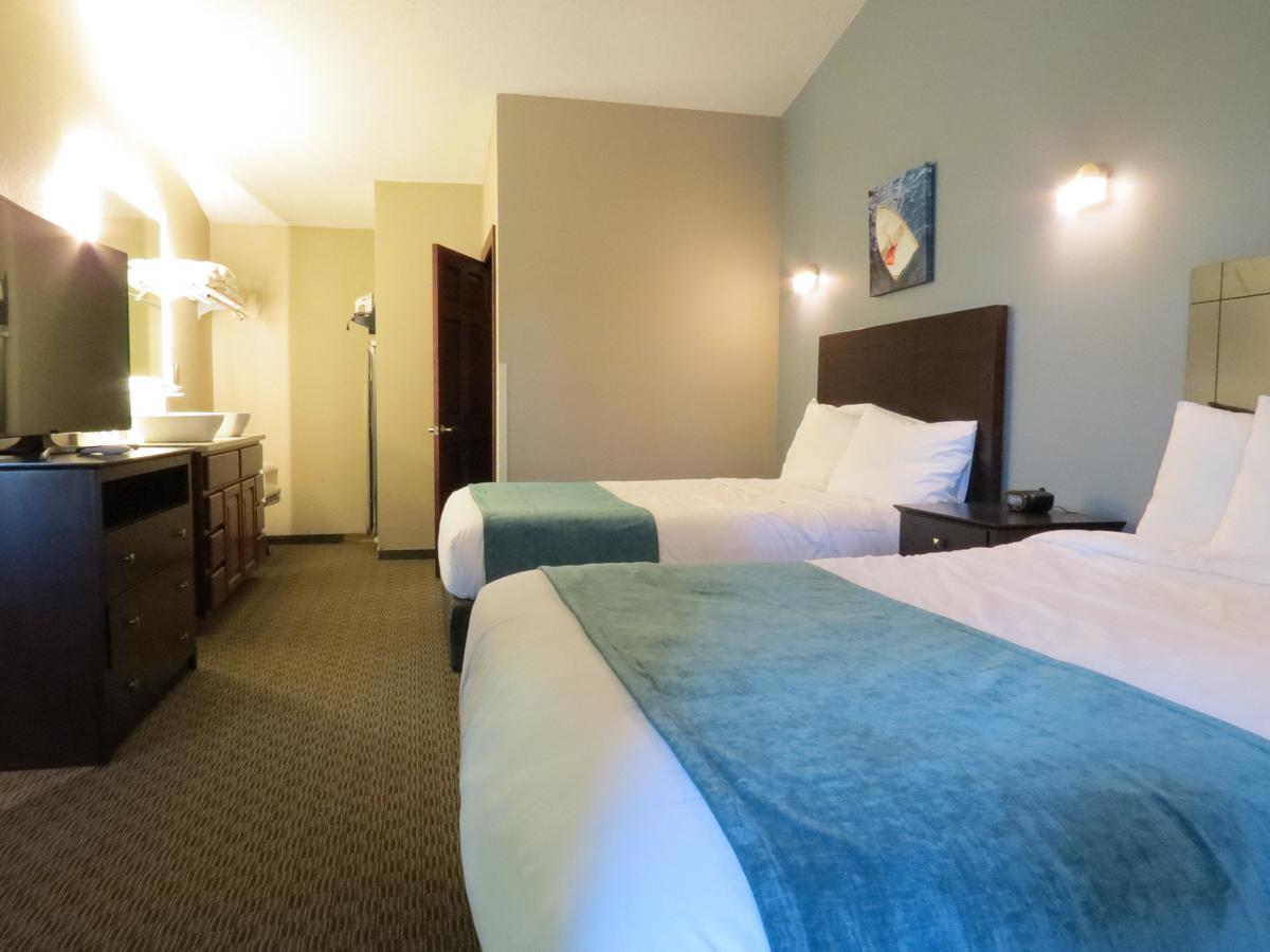 Edgewater Hotel And Suites พุทอินเบย์ ภายนอก รูปภาพ